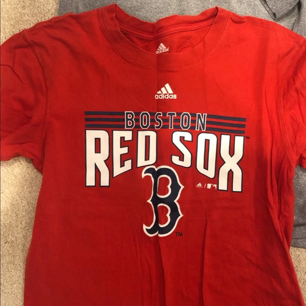 Short Tshirts - Picture 2 of 4